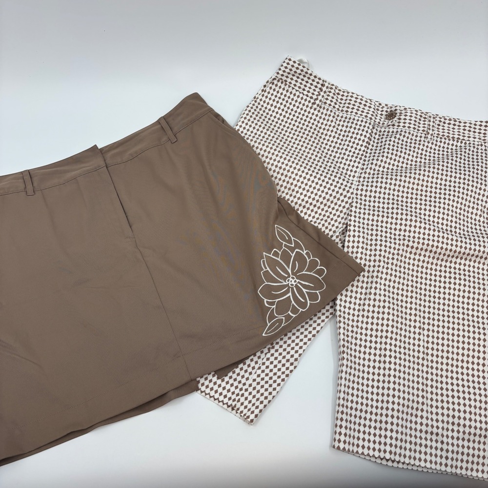 IZOD XFG Shorts / Skorts Women 12 Brown Diamond Geometric Bermuda Stretch Golf 2